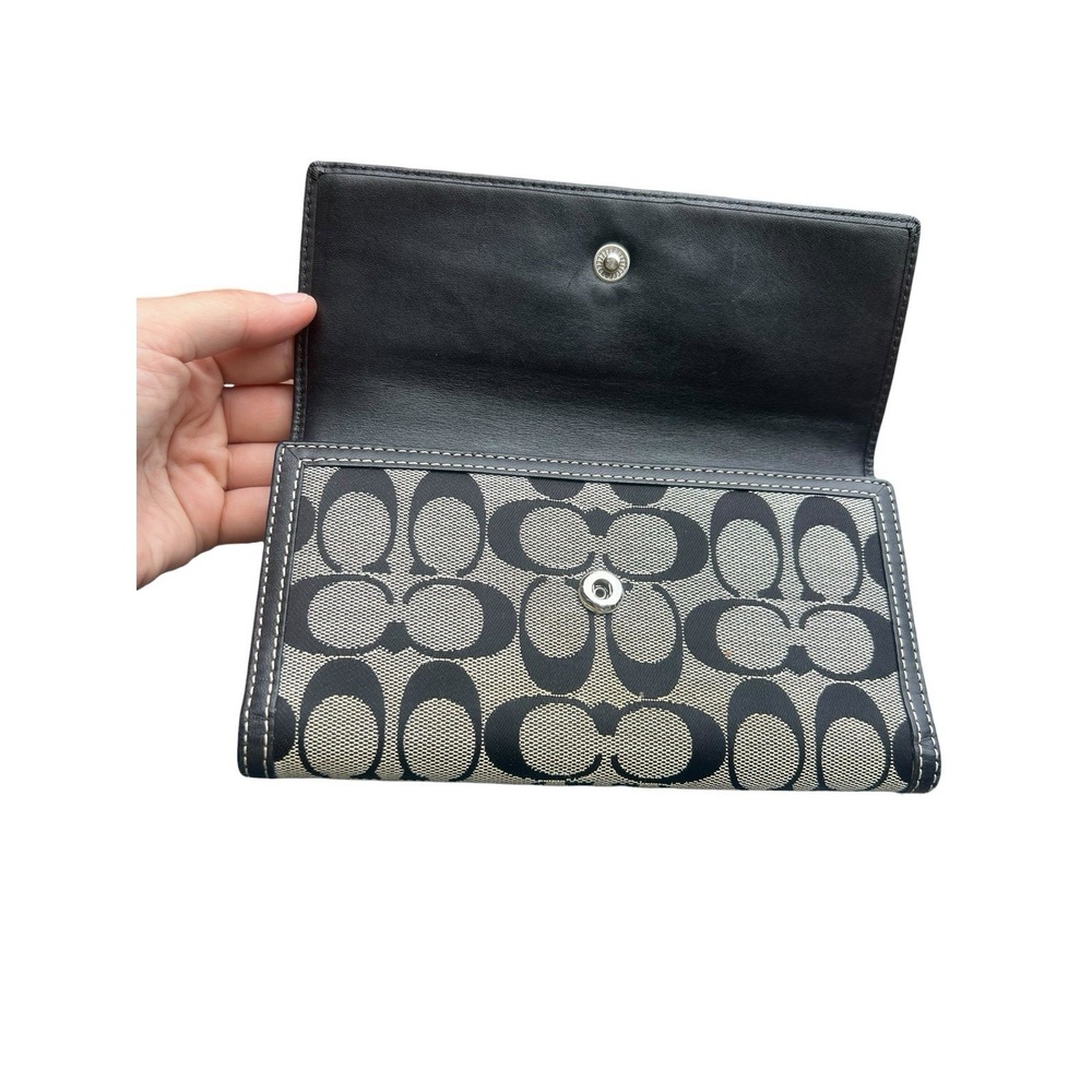 Coach Signature Long Trifold Wallet Black Coin Pocket Card Slots Used - Picture 2 of 12